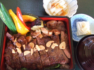ステーキ重.jpg